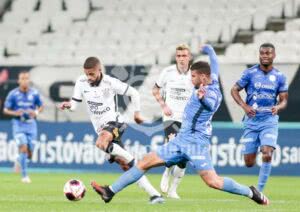 Corinthians e São Bento empatam na Neo Química Arena