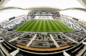 Corinthians e Palmeiras se enfrentam na Neo Química Arena pela semifinal do Paulistão