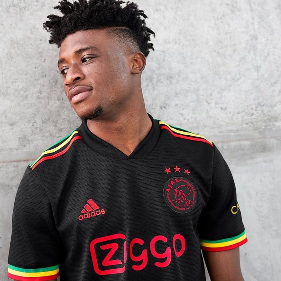 Ajax faz homenagem a Bob Marley em seu uniforme