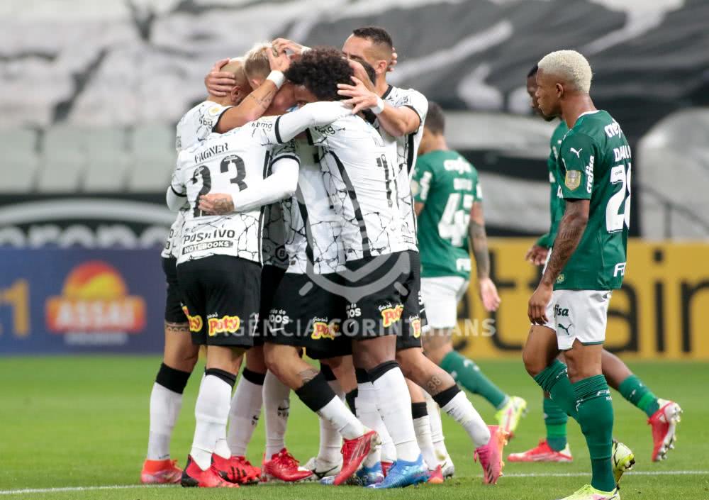 Corinthians vence o Palmeiras pelo Campeonato Brasileiro