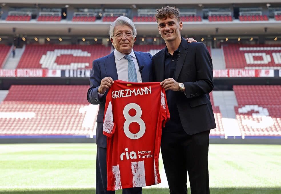 Griezmann é apresentado em seu retorno ao Atlético de Madrid