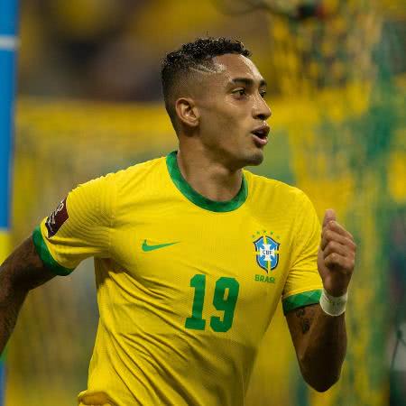 6 jogadores brasileiros que brilham na Europa, e pouco jogaram no Brasil