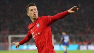 Lewandowski entra na mira de três gigantes da Premier League