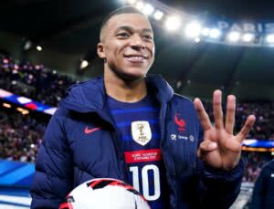 Mbappé: Presidente do Real Madrid fala sobre oferta pelo jogador