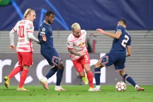 Leipzig marca no fim e empata com o Paris Saint-Germain; Veja os lances