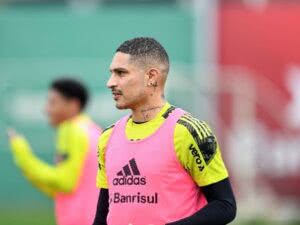 Paolo Guerrero próximo de acertar com gigante da América do Sul