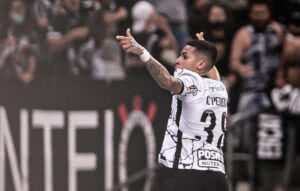 Corinthians acerta com jogador aclamado pela torcida; Veja mais