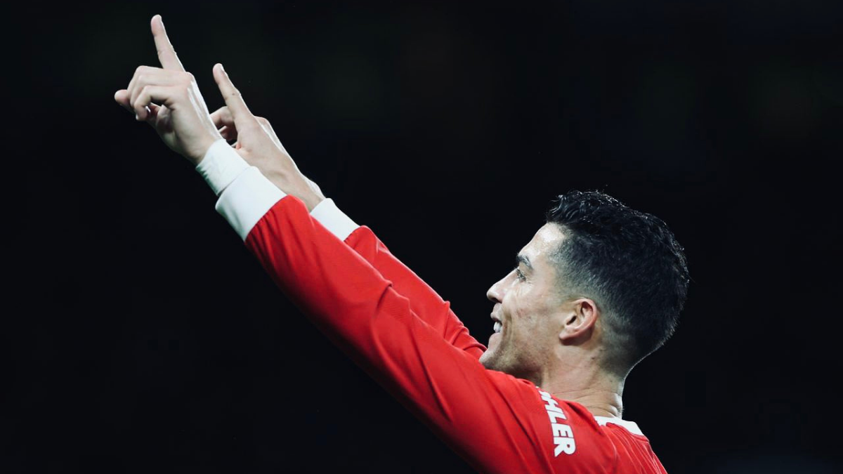 Cristiano Ronaldo celebra gol marcado em Manchester United x Burnley