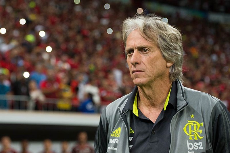 Atlético contratará treinador estrangeiro ou vai optar por outro brasileiro?