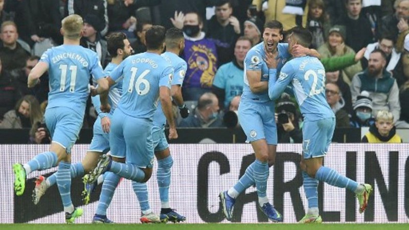 Manchester City goleia Newcastle por 4 x 0 e bate recordes na Premier League, um de mais 60 anos