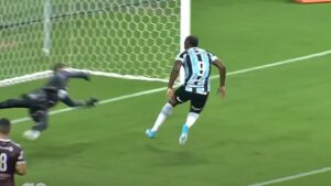 Grêmio vence o Caxias por 2 x 1 na estreia no Campeonato Gaúcho de 2022