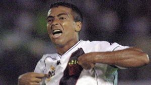 O ano em que Romário alcançou uma marca mundial defendendo o Vasco