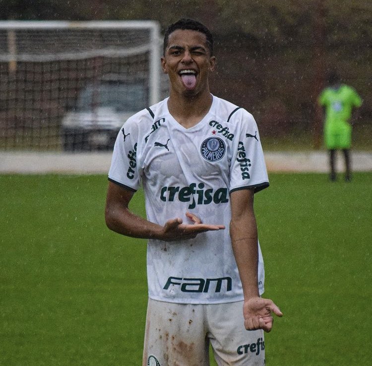 Palmeiras rejeita oferta por jogador da base 