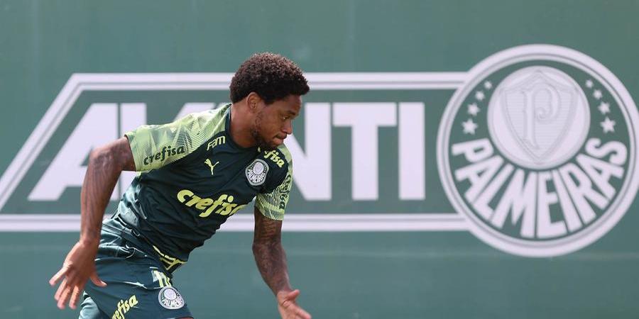 Palmeiras define futuro de Luiz Adriano