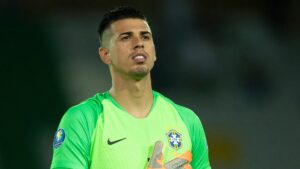 Corinthians assina com novo goleiro