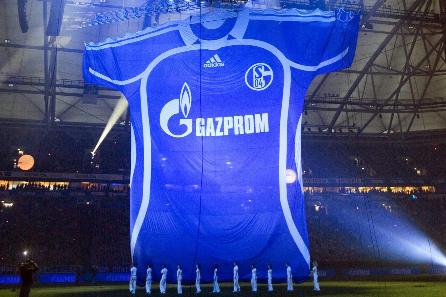 Ucrânia x Rússia: Schalke remove patrocinador Russo da Camisa