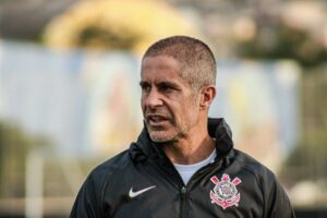 Corinthians: Sylvinho abre o jogo após demissão no Timão