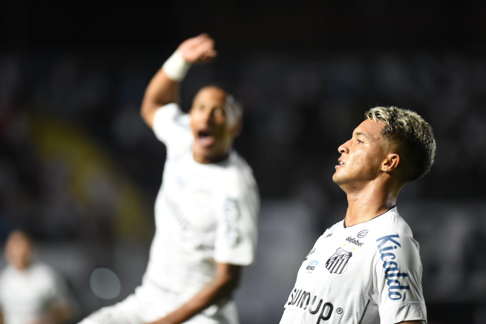 Gols: Santos empate com São Bernardo na Vila e sai de campo debaixo de vaias