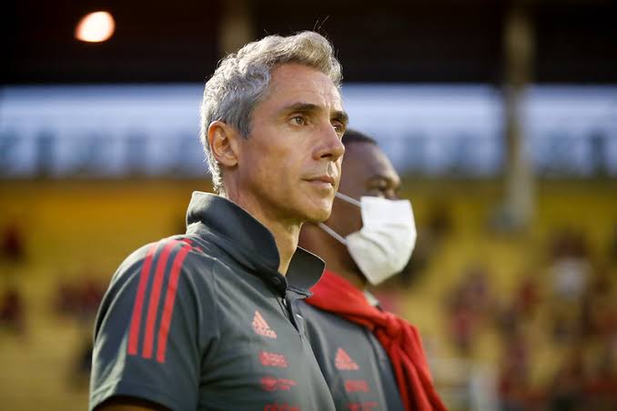Flamengo: Será que Paulo Sousa está certo em realizar um período de teste