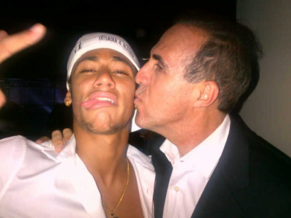 Neymar e Wagner Ribeiro durante uma festa