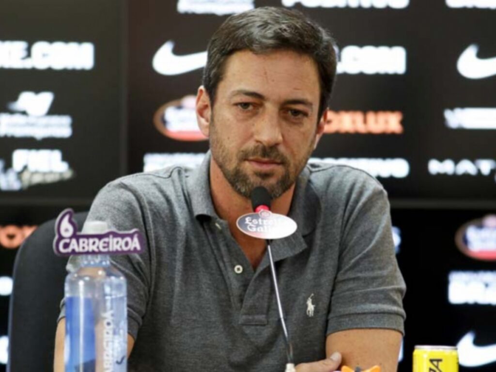 Duilio Monteiro segue em busca do novo treinador para o Corinthians. (Foto: Reprodução)