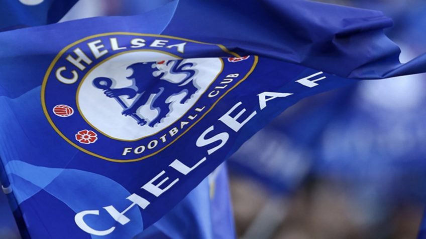 Chelsea perde contrato com patrocinadora que exige retirada imediata de marca da camisa do clube
