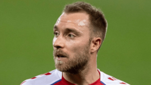 Seleção Dinamarquesa: Christian Eriksen retorna ao estádio que sofreu parada cardíaca 9 meses depois