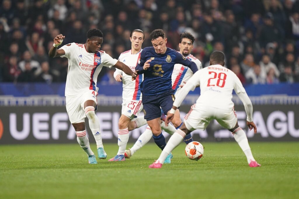 Europa League: Com golaço de Pepê, Lyon X Porto ficam no empate e o time francês avança