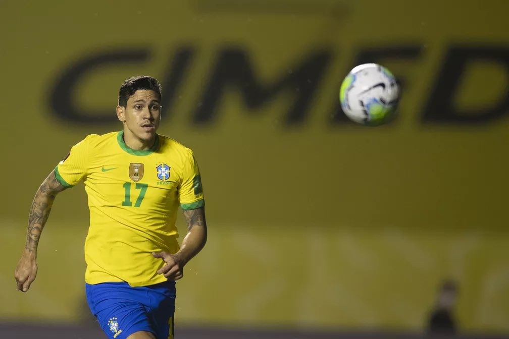 Tite deixa Pedro de fora da Seleção Brasileira