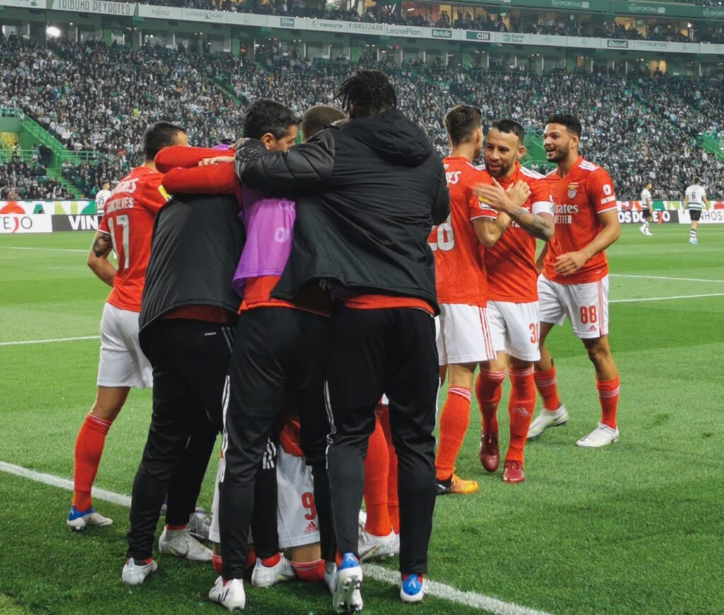 Benfica vence Sporting pela 30ª rodada do Campeonato Português. (Foto: Reprodução)