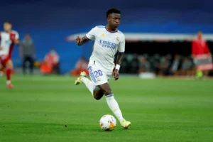 Vinícius Jr joga hoje? Real Madrid enfrenta o Manchester City na Champions League