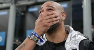 Adriano Imperador é homenageado em clássico entre Inter de Milão e Milan