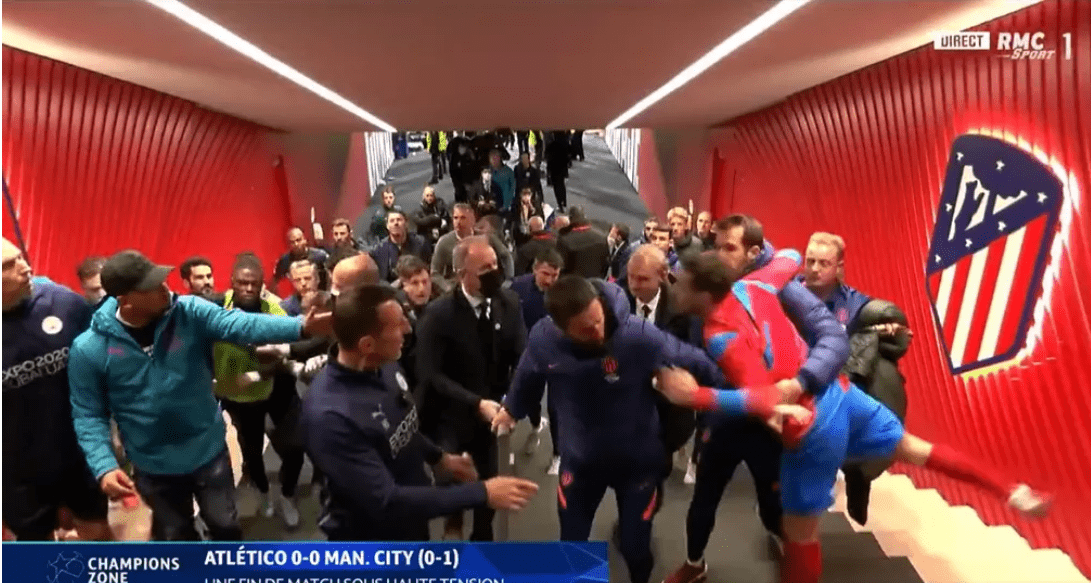 Vídeo: confusão no túnel após Atlético de Madrid x Manchester City e jogador chega a cuspir