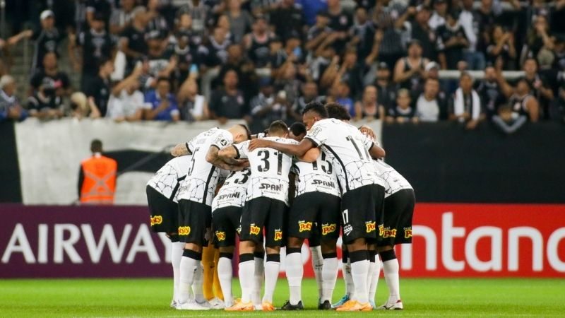 Corinthians: apesar de vitória na Libertadores, Denílson vê Timão com grande problema e dá opinião