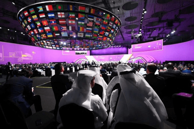 Evento que a FIFA realizou no Catar para o sorteio da Copa do Mundo - Foto: Reprodução/ FIFA