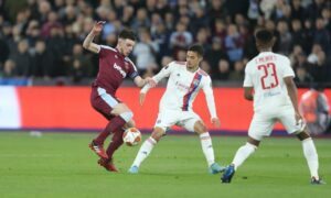 Gols de Lyon x West Ham: Baile inglês em pleno solo francês