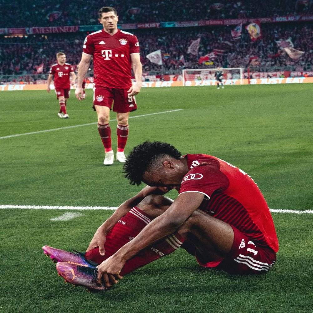 Jogadores do Bayern de Munique insatisfeitos após eliminação na Champions League e estrela pode pedir pra sair