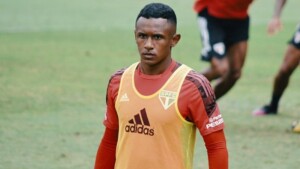 Marquinhos, do São Paulo, está próximo de fechar com gigante europeu