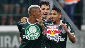 Ingressos para Palmeiras x Bragantino: onde comprar e preços para o jogo do Brasileirão