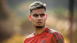 Flamengo vive dilema na transferência de Andreas Pereira