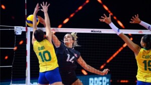 Liga das Nações de Vôlei Feminino: Seleção Brasileira bate República Dominicana e segue invicta