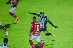 Vila Nova x Operário ao vivo: onde assistir online e na TV ao duelo da Série B do Brasileirão