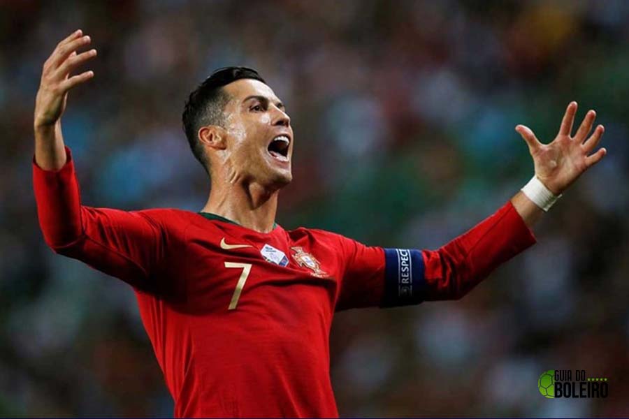 Cristiano Ronaldo joga por Portugal hoje contra a República Tcheca? (Foto: Reprodução)