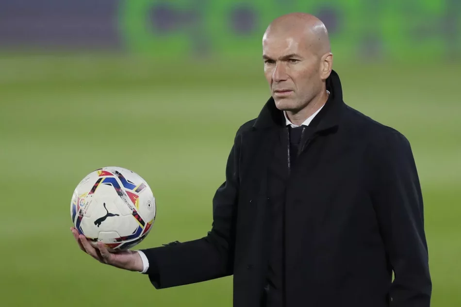 Zidane no PSG? Treinador faz confissão sobre retorno ao futebol