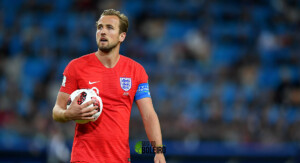 Harry Kane se une com jogadores e promete ‘atitude conjunta’ na Copa do Mundo contra problemas do Catar