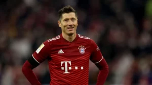 Bayern de Munique dá resposta que desanima o Barcelona após proposta por Lewandowski