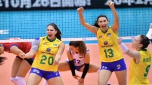 Vôlei Feminino do Brasil vence a Sérvia e vai à final da Liga das Nações na Turquia [VÍDEO]