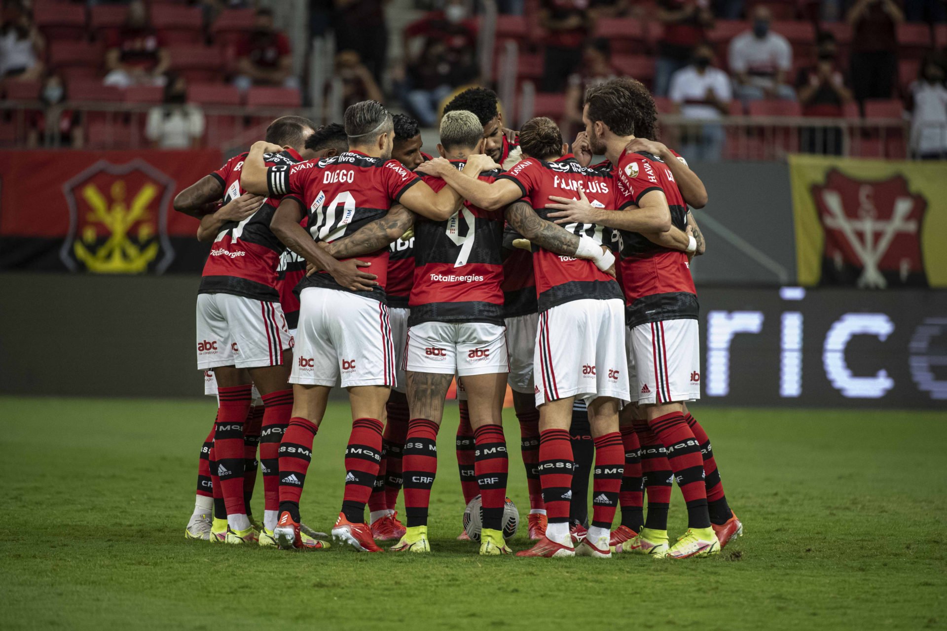 Flamengo pode perder 5 jogadores importantes 'de graça'.