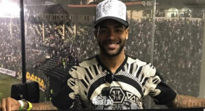 Alex Teixeira no Vasco: Clube se surpreende com atitude do atacante