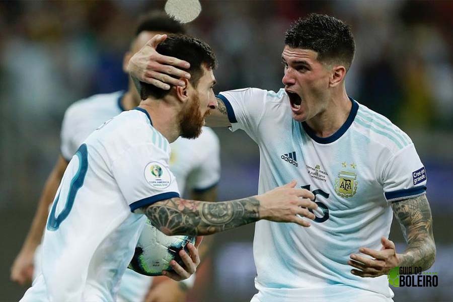 Titular da Seleção Argentina pode perder a Copa do Mundo 2022. (Foto: Reprodução)